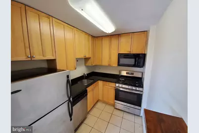 490 M Street SW #409, Washington, DC 20024 - Photo 11