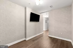 1300 4th St SE, Washington, DC 20003 - Photo 21