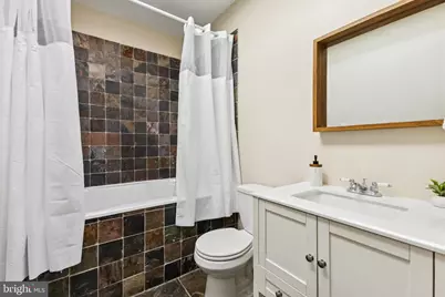 226 Rhode Island Avenue NW, Washington, DC 20001 - Photo 19