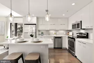 1010 Massachusetts Ave NW, Washington, DC 20001 - Photo 3