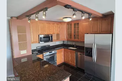 1330 New Hampshire Avenue NW #1014, Washington, DC 20036 - Photo 5