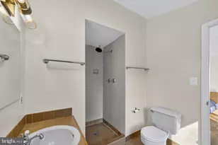 3732 Alton Pl NW, Washington, DC 20016 - Photo 25