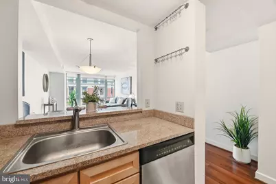 1150 K Street NW #1109, Washington, DC 20005 - Photo 9