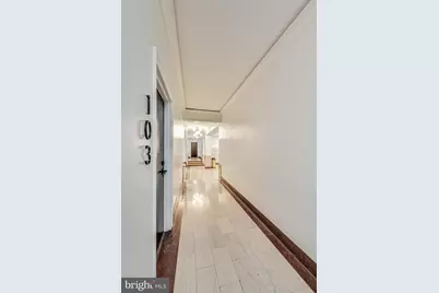 1010 25th Street NW #101, Washington, DC 20037 - Photo 5