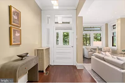 1617 35th Street NW, Washington, DC 20007 - Photo 3
