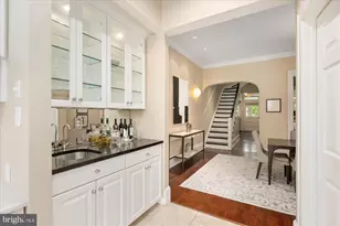 1617 35th St NW, Washington, DC 20007 - Photo 9