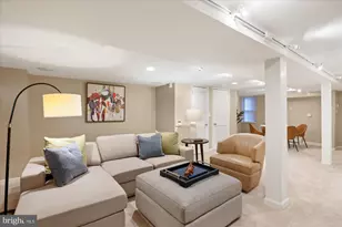 1617 35th St NW, Washington, DC 20007 - Photo 23