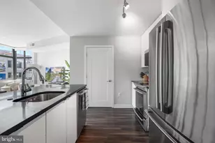 460 New York Ave NW, Washington, DC 20001 - Photo 11