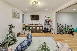 906 8th St NE, Washington, DC 20002 - Photo 43