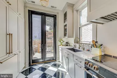 906 8th Street NE, Washington, DC 20002 - Photo 13
