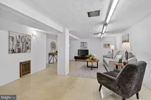 2322 37th St NW, Washington, DC 20007 - Photo 27