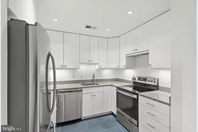 2630 Adams Mill Road NW #T06, Washington, DC 20009 - Photo 9