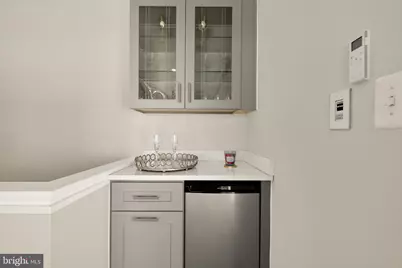 920 4th Street SE, Washington, DC 20003 - Photo 27