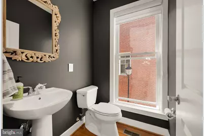 920 4th Street SE, Washington, DC 20003 - Photo 7