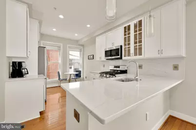 920 4th Street SE, Washington, DC 20003 - Photo 3
