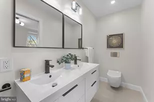 1802 Lamont St NW, Washington, DC 20010 - Photo 85