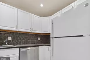 301 I St SW, Washington, DC 20024 - Photo 5