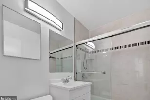 301 I St SW, Washington, DC 20024 - Photo 11