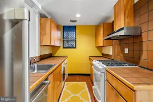 2038 18th St NW, Washington, DC 20009 - Photo 25