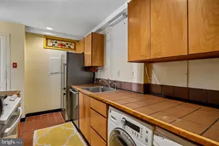2038 18th St NW, Washington, DC 20009 - Photo 29