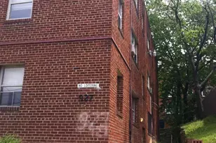927 52nd St NE, Washington, DC 20019 - Photo 3