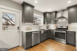 2907 7th St NE, Washington, DC 20017 - Photo 13