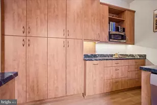 3041 Sedgwick St NW, Washington, DC 20008 - Photo 17