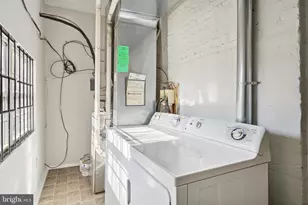 1221 D St NE, Washington, DC 20002 - Photo 17