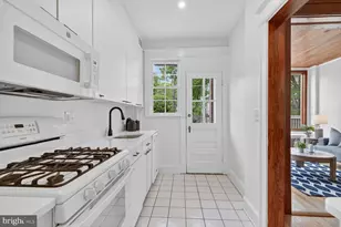 3907 Benton St NW, Washington, DC 20007 - Photo 9