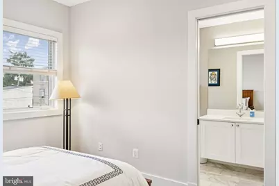 609 Upshur Street NW #3, Washington, DC 20011 - Photo 11