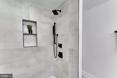 822 Madison Street NW, Washington, DC 20011 - Photo 17