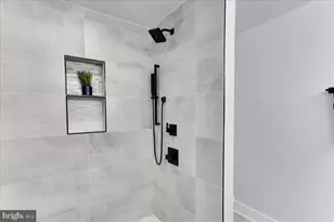 822 Madison St NW, Washington, DC 20011 - Photo 17