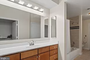 400 Massachusetts Ave NW, Washington, DC 20001 - Photo 25