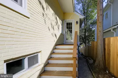 5717 Chevy Chase Parkway NW, Washington, DC 20015 - Photo 75