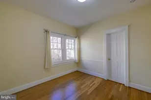 5717 Chevy Chase Pkwy NW, Washington, DC 20015 - Photo 23