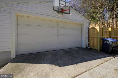 5717 Chevy Chase Parkway NW, Washington, DC 20015 - Photo 77