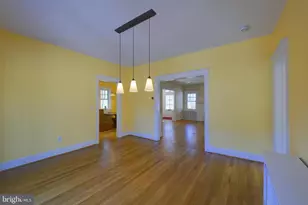 5717 Chevy Chase Pkwy NW, Washington, DC 20015 - Photo 19