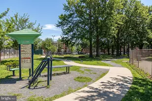 751 P St NW, Washington, DC 20001 - Photo 29