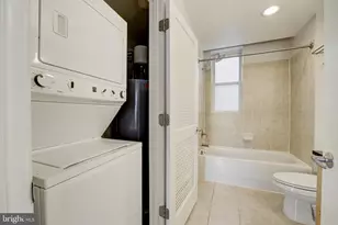 2022 Flagler Pl NW, Washington, DC 20001 - Photo 11