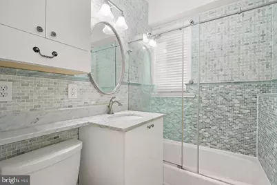 1404 26th Street NW #1, Washington, DC 20007 - Photo 11