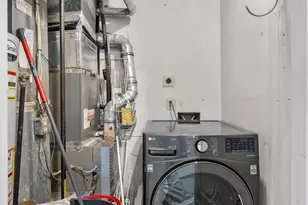 320 G St SE, Washington, DC 20003 - Photo 41