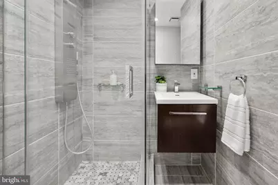 320 G Street SE, Washington, DC 20003 - Photo 9