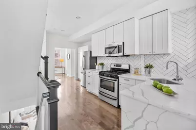 320 G Street SE, Washington, DC 20003 - Photo 13