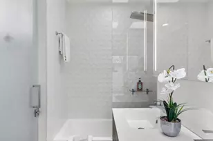 320 G St SE, Washington, DC 20003 - Photo 39