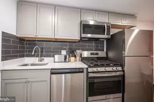 756 19th St NE, Washington, DC 20002 - Photo 7