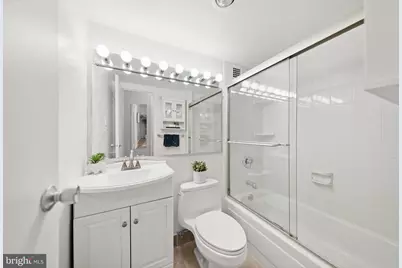 1260 21st Street NW #107, Washington, DC 20036 - Photo 15