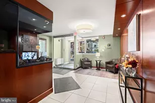 1260 21st St NW, Washington, DC 20036 - Photo 3