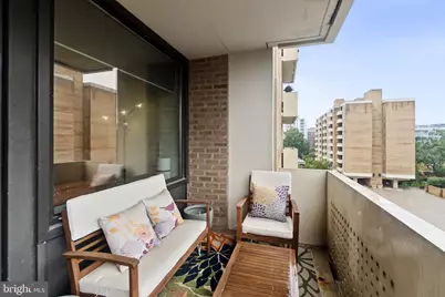 429 N SW #S401, Washington, DC 20024 - Photo 7