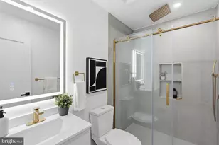 1355 Longfellow St NW, Washington, DC 20011 - Photo 17