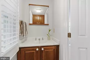 2719 Dumbarton St NW, Washington, DC 20007 - Photo 13